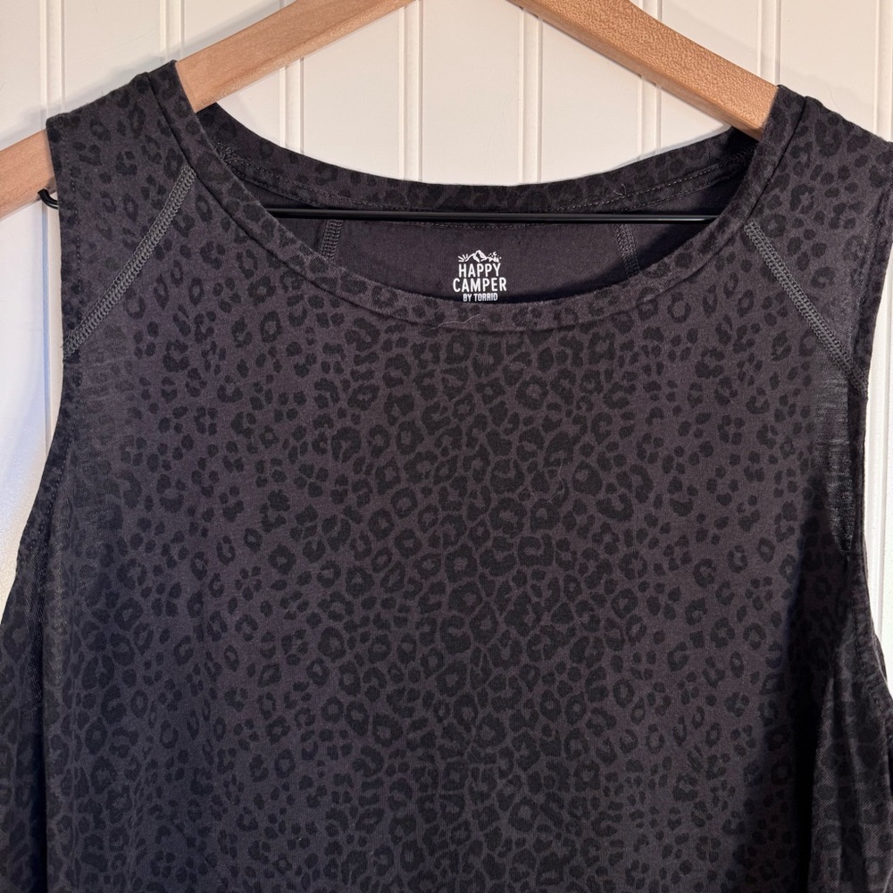 Happy Camper by Torrid Performance Cotton High Neck Leopard Active Tank Size 2X - Picture 3 of 8